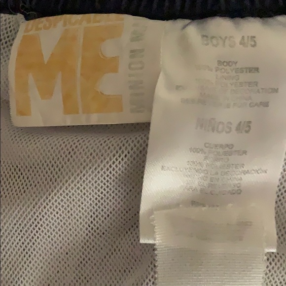 NWOT Boys swimsuit Size4/5.Mesh lining inside - Picture 3 of 3